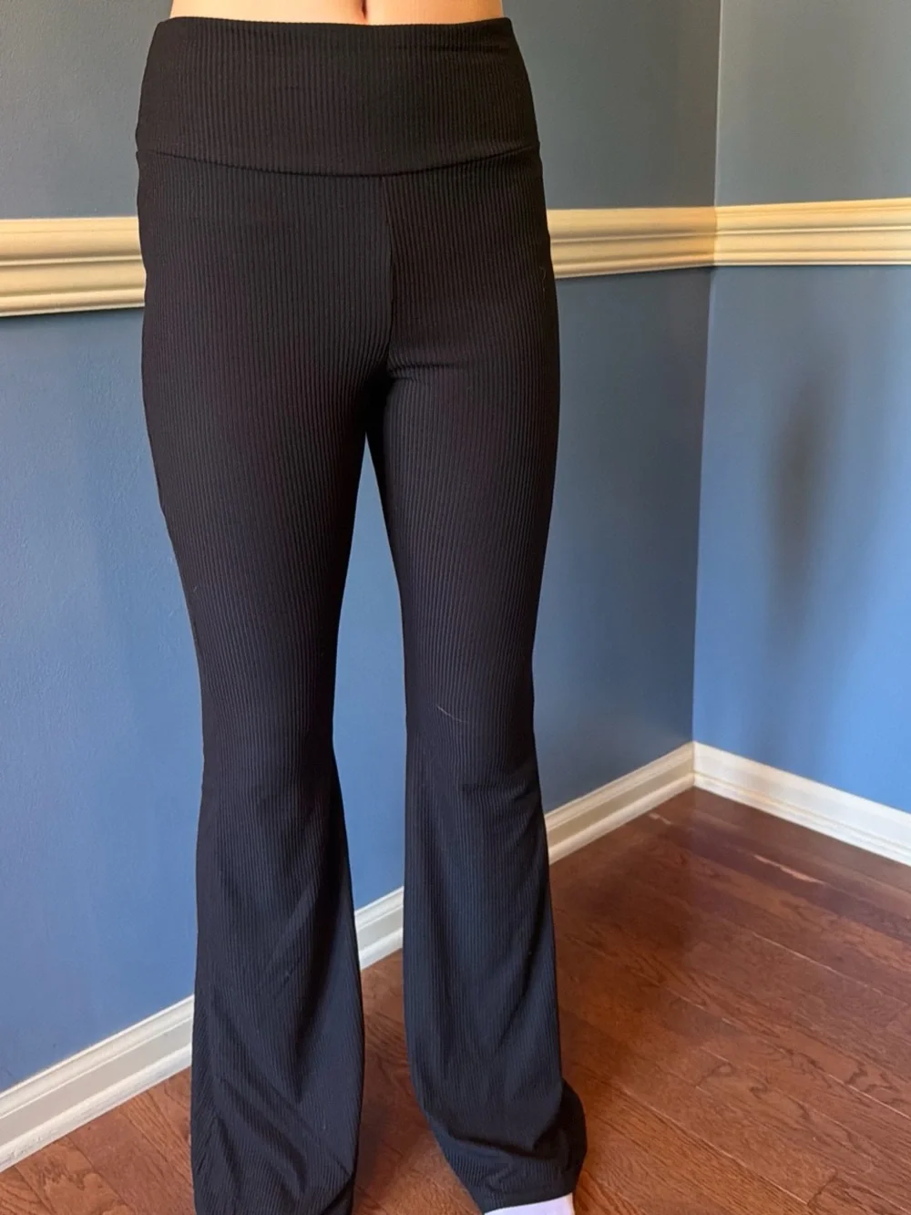 Black Ribbed Flare Leggings